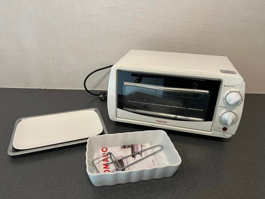 Tomado Oventje - Ideaal voor camping of studentenkamer, Ophalen of Verzenden, Gebruikt, Vrijstaand, Oven