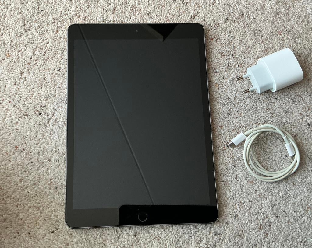 iPad WiFi 9.7 inch 8e generatie 32Gb, 10 inch, 32 GB, Apple iPad, Zwart