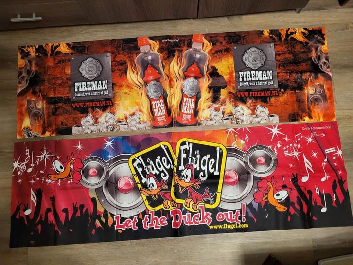 Mooie feest spullen Alles Nieuw flugel slingers Enz, Diversen, Rommelmarktspullen, Nieuw, Ophalen of Verzenden