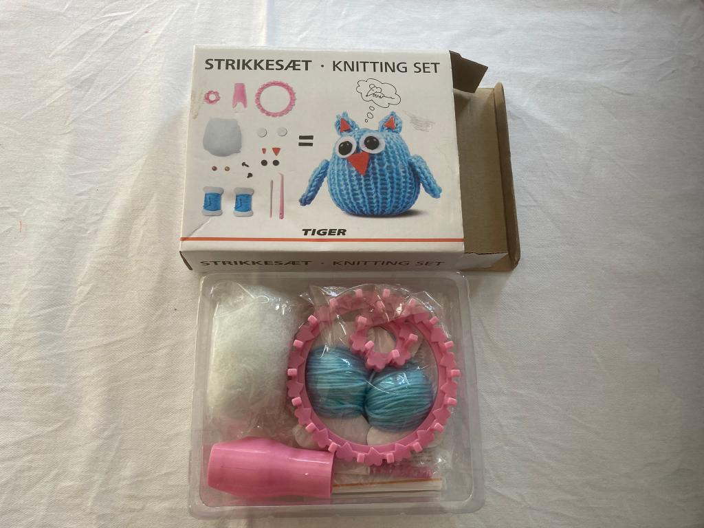 Brei set uil vogel netjes en compleet in doos nieuw!, Ophalen of Verzenden, Nieuw, Breien, Overige typen