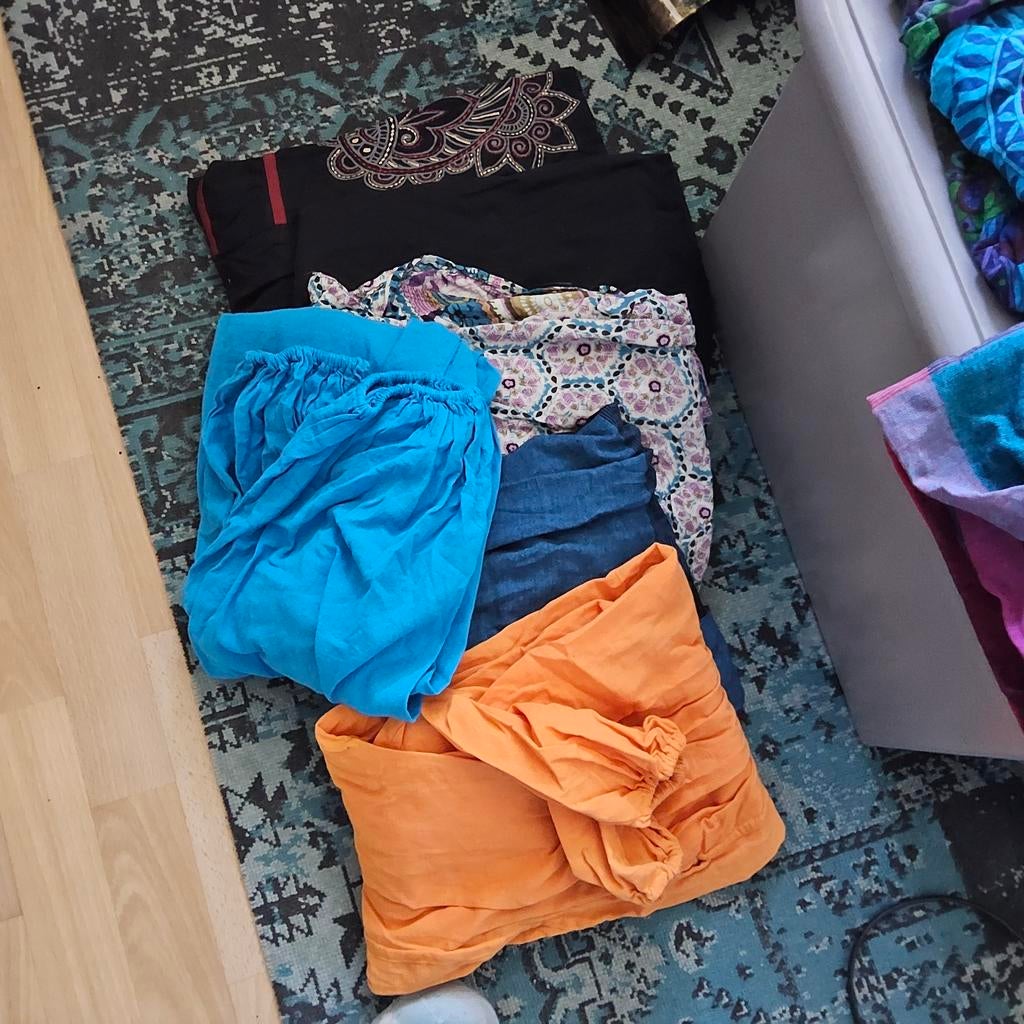 De laatste 8 harembroeken, nu 120 euro, Kleding | Dames, Broeken en Pantalons, Ophalen of Verzenden, Gedragen, Lang