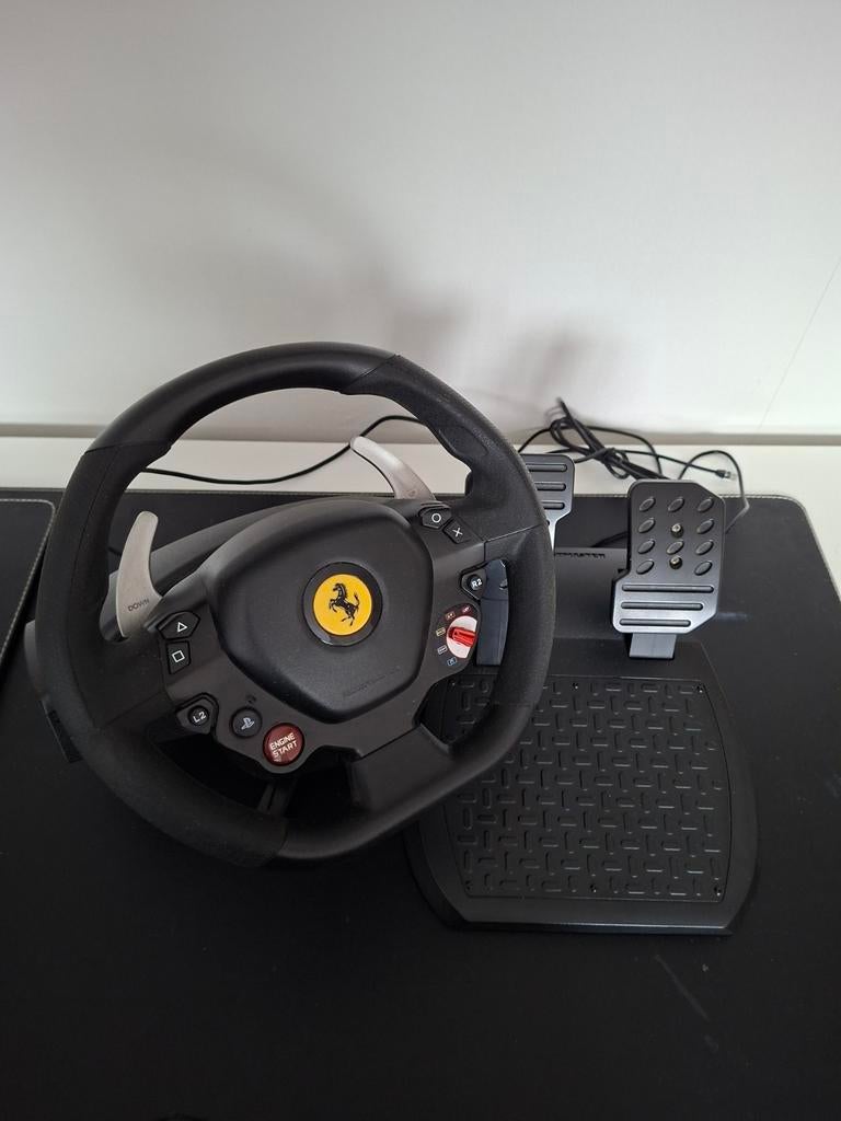 Thrustmaster T80 Ferrari 488 GTB Edition racestuur, 1 speler, Racen en Vliegen, Ophalen of Verzenden, Zo goed als nieuw