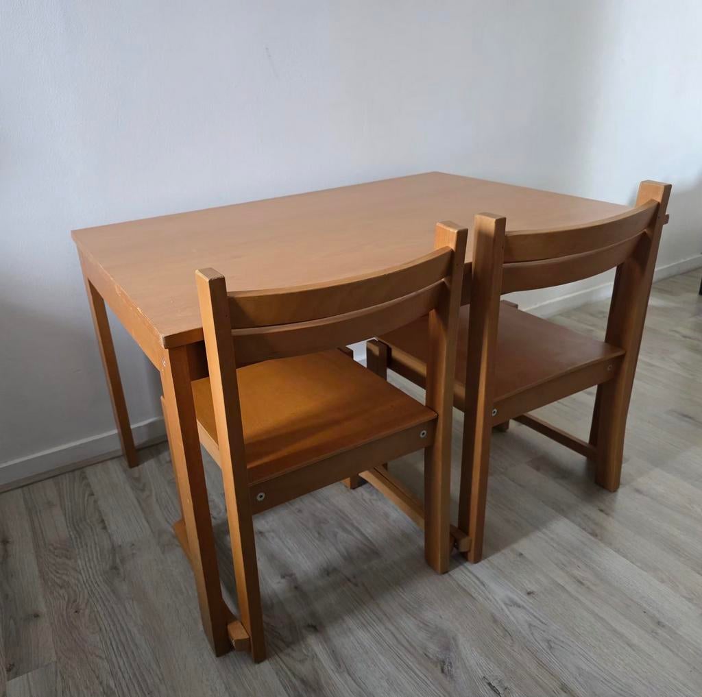 Kindertafel met 2 stoelen, Ophalen, Gebruikt, 4 tot 6 stoelen