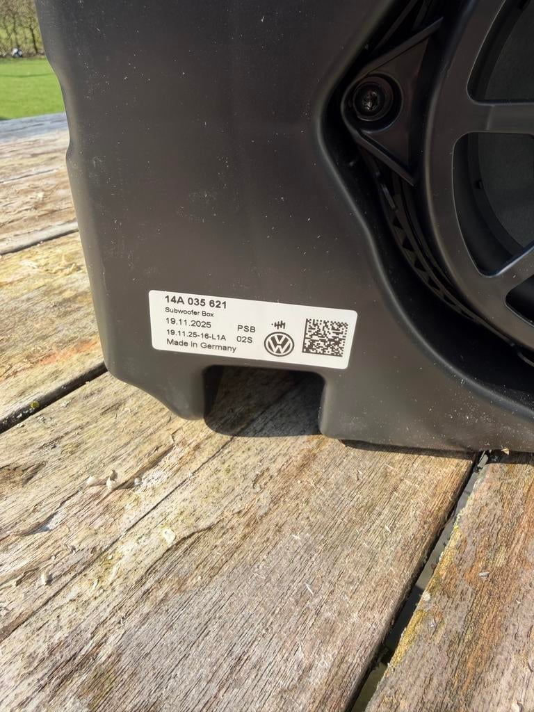Subwoofer ID7, Auto diversen, Autospeakers, Ophalen, Zo goed als nieuw