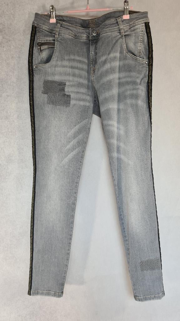 Blue Daze dames jeans grijs met zwart gouden bies, Ophalen, Summum Woman, Zo goed als nieuw, W30 - W32 (confectie 38/40)