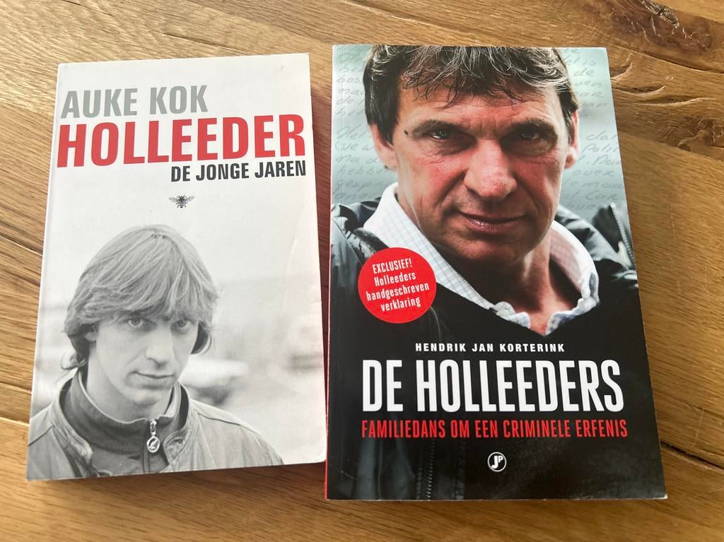 Boeken Holleeder: De Jonge Jaren & De Holleeders, Boeken, Romans, Gelezen, Nederland, Ophalen of Verzenden