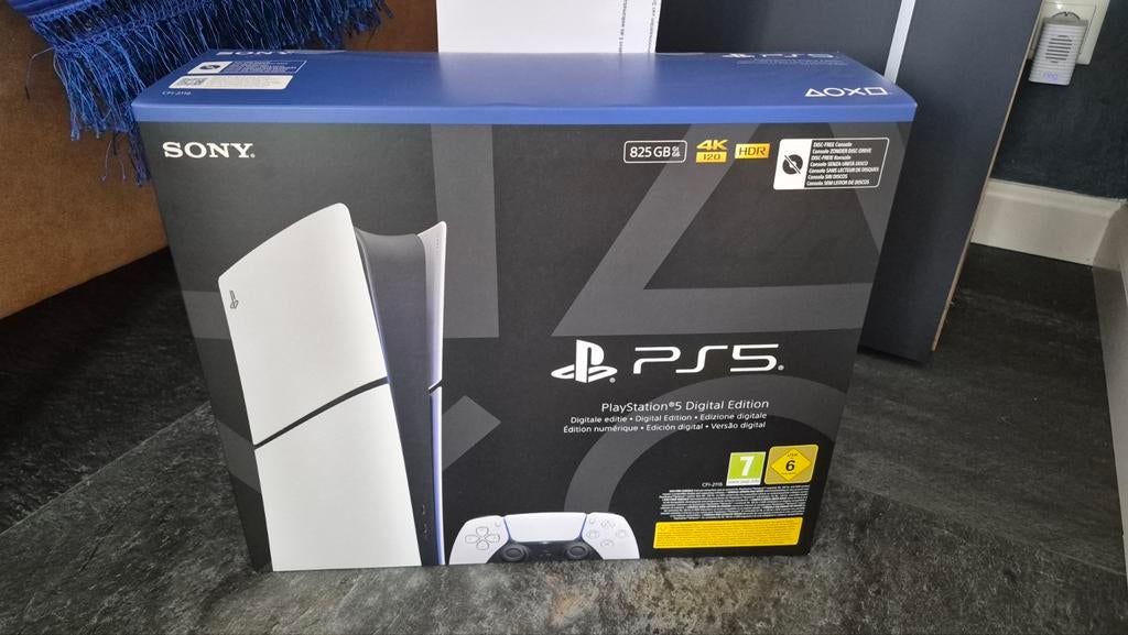 PS5 Digital Edition 825GB met 1 controller - Nieuw in doos, Spelcomputers en Games, Spelcomputers | Sony PlayStation 5, Ophalen