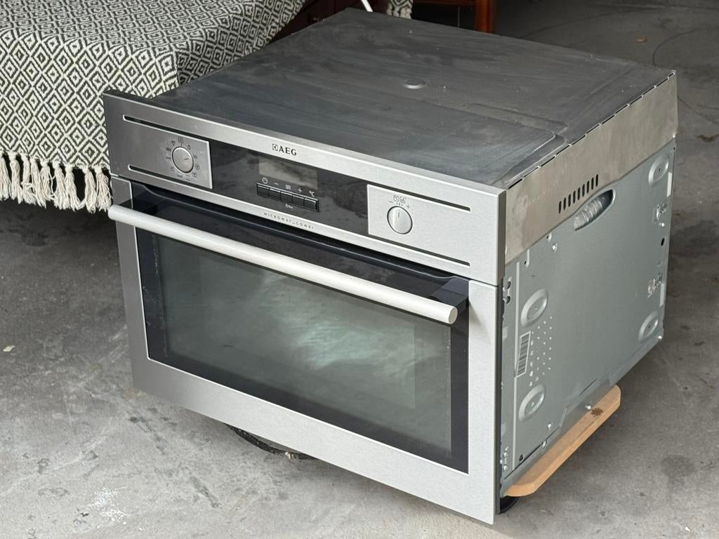 AEG inbouw Combi Oven/Magnetron KM4400001, Witgoed en Apparatuur, Ovens, Gebruikt, Inbouw, Oven met grill, 45 tot 60 cm, Hete lucht