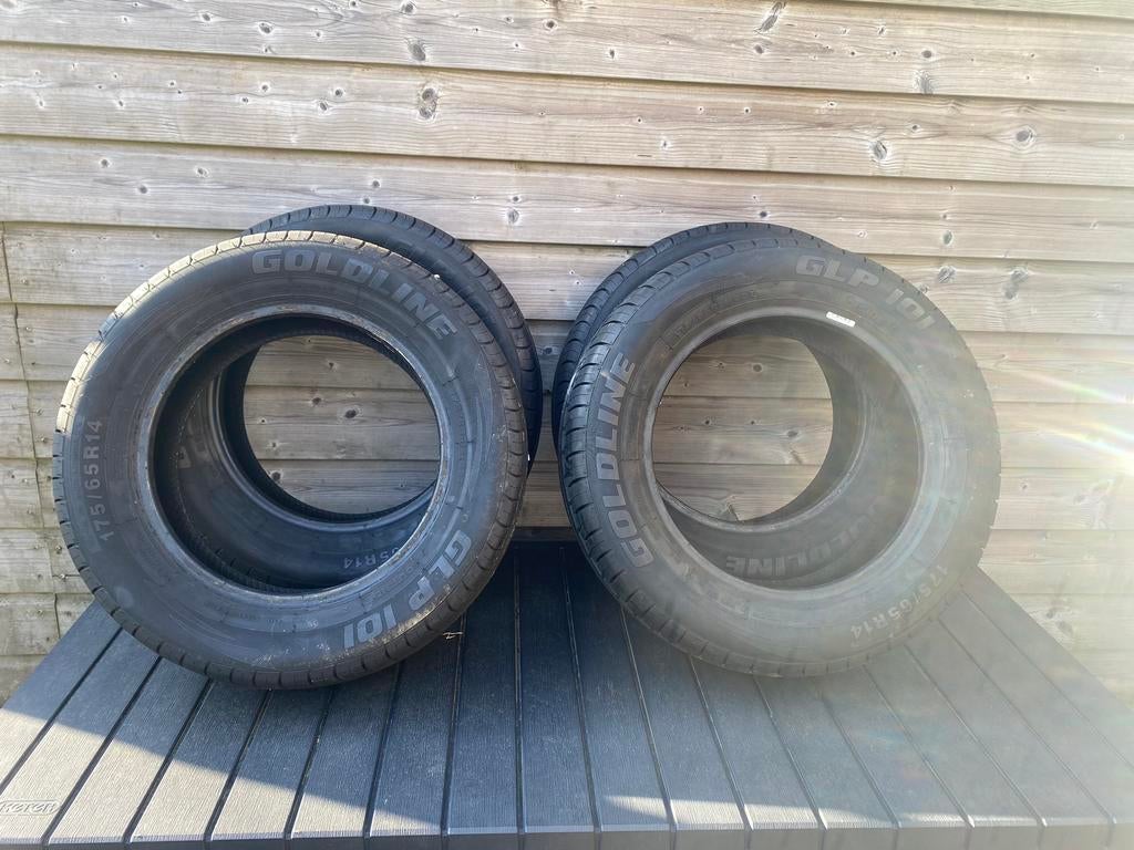 Auto zomerbandenset + reservewiel/band 175/64/R14, Ophalen, Nieuw