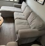 Gratis 2 zits en 3 zits bank met chaise longue licht grijs, Ophalen, Gebruikt