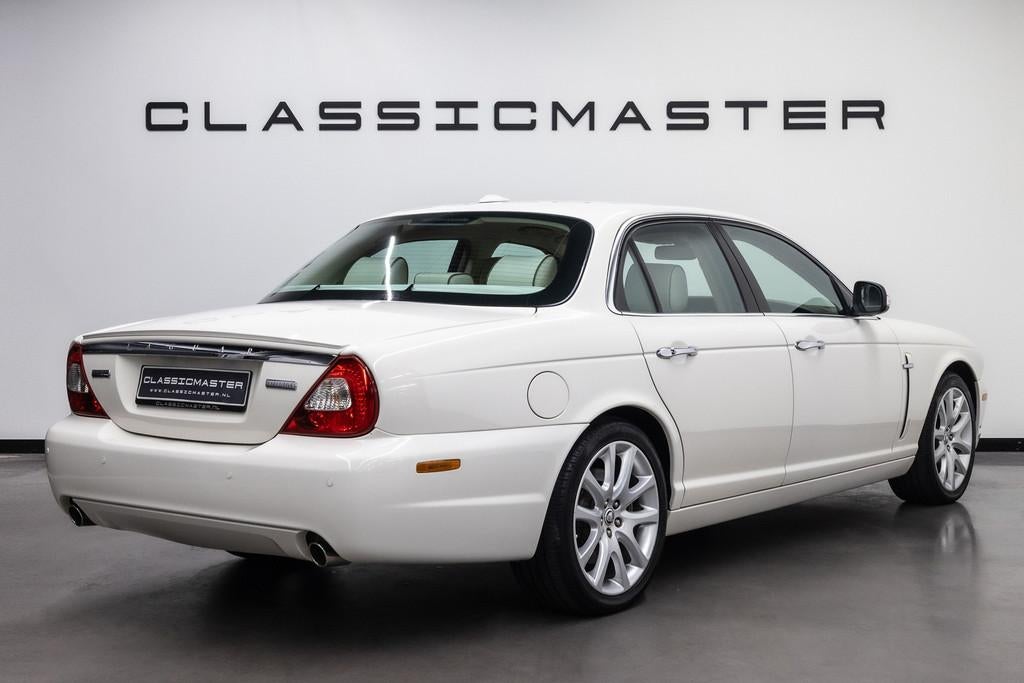Jaguar XJ 4.2 V8 Sovereign LWB Btw auto, Fiscale waarde €, Auto's, Automaat, Achterwielaandrijving, Gebruikt, Wit