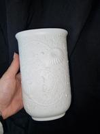 Kaiser Porseleinen Vaas met Reliëfdecoratie, Ophalen of Verzenden