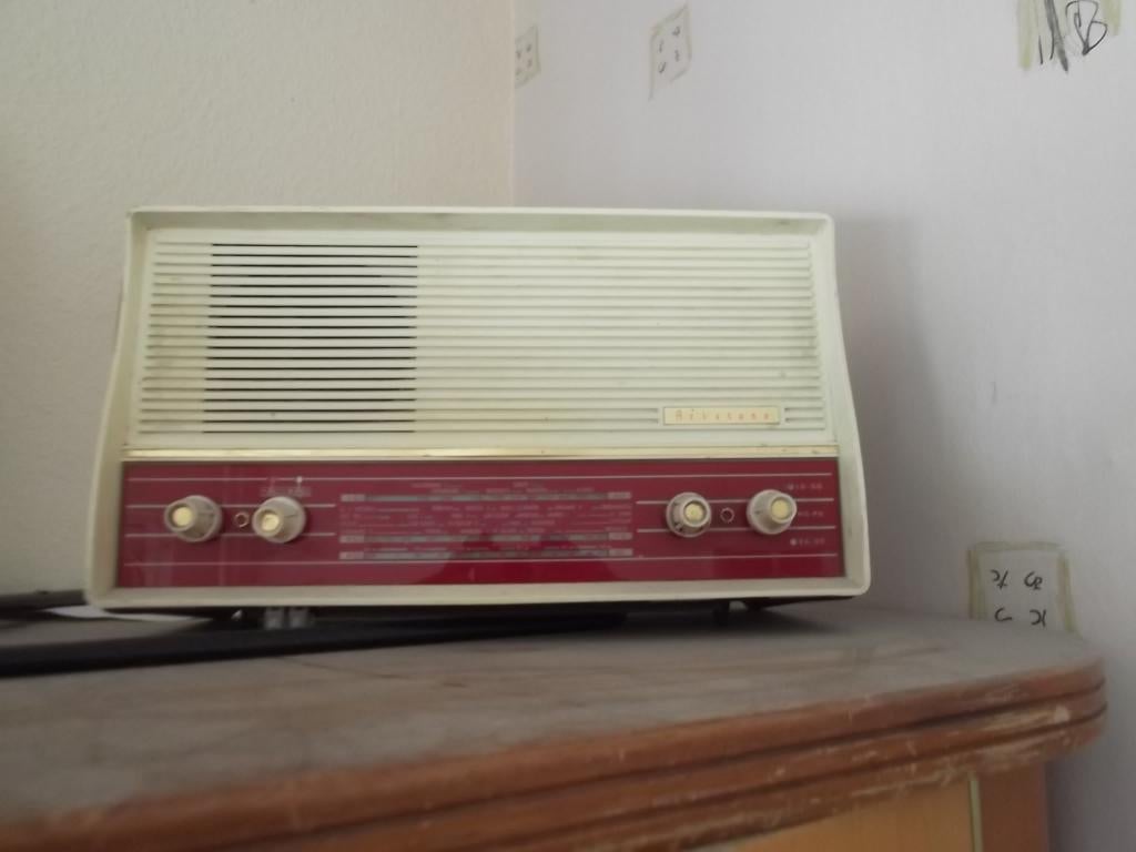 ARISTONA radio, Ophalen of Verzenden, Gebruikt, Radio