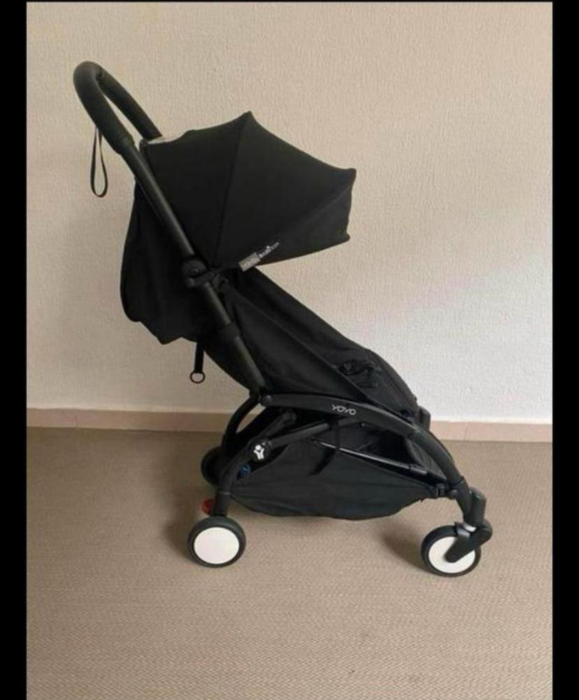 Babyzen yoyo TE HUUR buggy 6 maanden plus, Kinderen en Baby's, Buggy's, Ophalen, Zo goed als nieuw