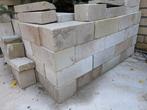 30 hele kalkzandsteen Maas formaat en losse stukken, Ophalen of Verzenden, Kalkzandstenen