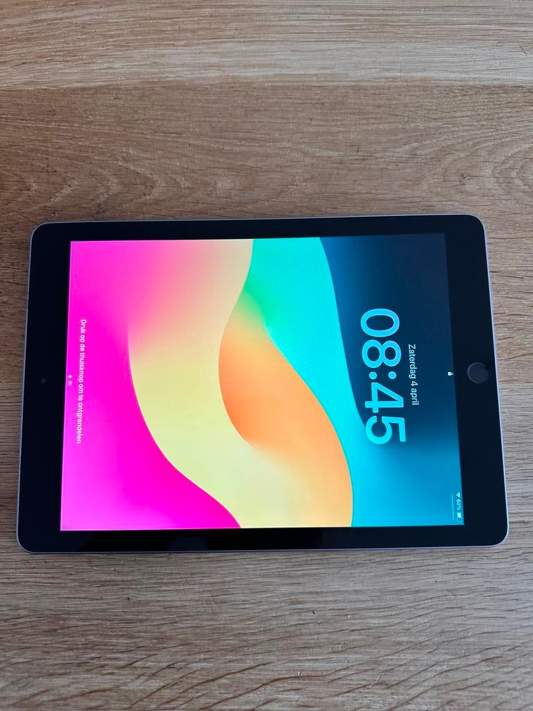 Ipad 6e generatie 32 GB, Computers en Software, Apple iPads, 10 inch, 32 GB, Apple iPad, Wit