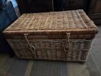 Grote rieten mand met vaste deksel, Ophalen, Overige materialen, Gebruikt, 50 tot 100 cm