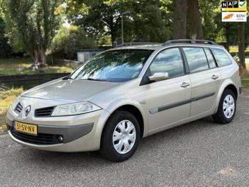 Renault Mégane Grand Tour 1.6-16V Expression|Airco|Trekhaak beschikbaar voor biedingen