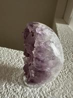 Amethist ei, Verzamelen, Mineralen en Fossielen, Ophalen of Verzenden, Mineraal