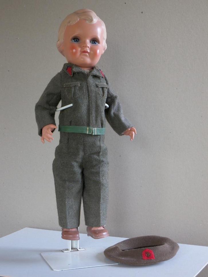 antieke pop van celluloid Minerva, Antiek en Kunst, Antiek | Speelgoed, Ophalen of Verzenden