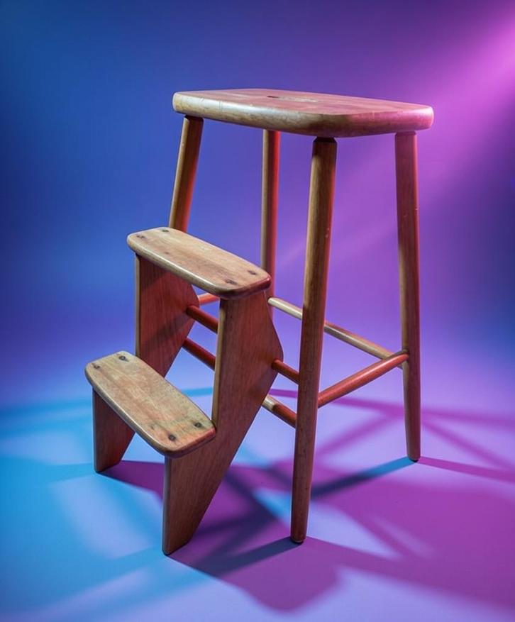 Vintage nostalgisch houten trapje, Huis en Inrichting, Krukjes, Zo goed als nieuw, Hout, Ophalen