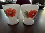 Set melkglas acropal eierdopjes met rode bloem, Ophalen of Verzenden, Zo goed als nieuw