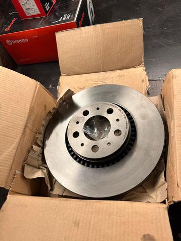 Brembo 09.9130.11 remschijven volvo beschikbaar voor biedingen