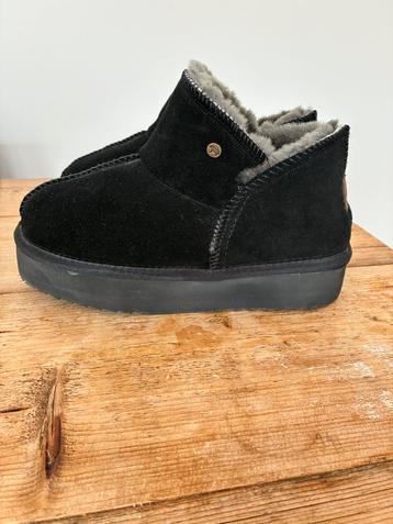 Warmbat Willow plateau zwart maat 38. beschikbaar voor biedingen