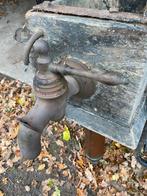 Schuurvondst Antieke waterpomp met koperen kraan heel oud, Antiek en Kunst, Ophalen