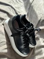 Designer schoenen, 4 paar in maat 37!!, Kleding | Dames, Schoenen, Ophalen, Zwart, Sneakers of Gympen, Zo goed als nieuw