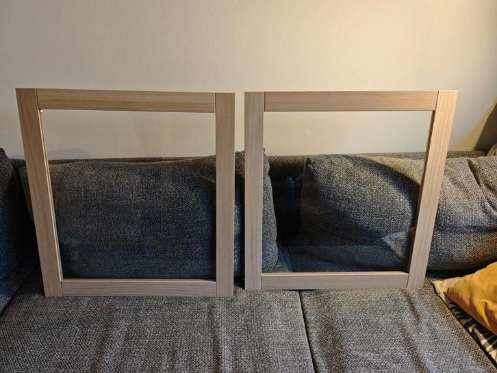Twee bestå vitrinedeuren met houten frame, Huis en Inrichting, Kasten | Wandmeubels, Zo goed als nieuw, Minder dan 100 cm, Minder dan 150 cm