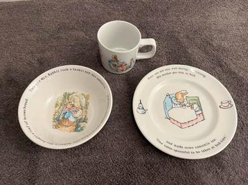 Wedgwood Pieter Konijn Set - Nieuwstaat!! Bord, Kom, Mokken beschikbaar voor biedingen