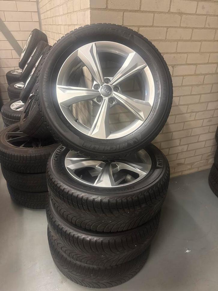 Audi Q5 Velgen met Winterbanden 5x112 255/55 R19, Auto-onderdelen, Banden en Velgen, Banden en Velgen, Winterbanden, 19 inch, 255 mm