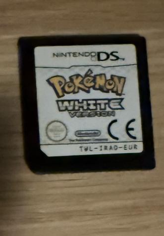 Pokémon white  beschikbaar voor biedingen
