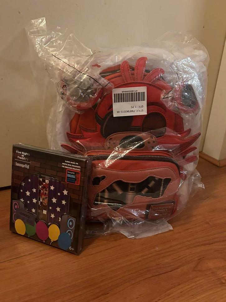 Fnaf five nights at freddy’s foxy loungefly NYCC exclusive, Motoren, Accessoires | Koffers en Tassen, Zo goed als nieuw, Ophalen