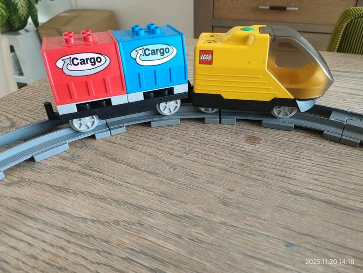 Niet-rijdende Duplo Elektrische Trein, Kinderen en Baby's, Speelgoed | Duplo en Lego, Gebruikt, Duplo, Complete set, Ophalen of Verzenden