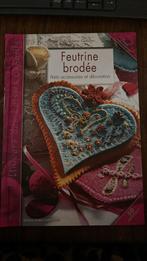 Feuteine brodée, Ophalen of Verzenden, Nieuw