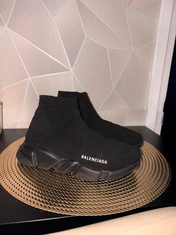 Balenciaga speed trainer sock beschikbaar voor biedingen