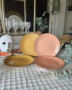 Ontbijtborden set gespikkeld vintage, Ophalen of Verzenden, Zo goed als nieuw, Overige stijlen, Bord(en)