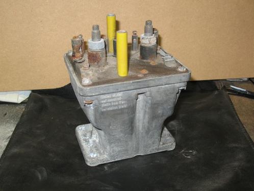 Batterij-relais BOSCH 0 333 300 003, Auto-onderdelen, Elektronica en Kabels, Mercedes-Benz, Gebruikt, Ophalen