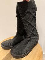 Knitted UGG, Kleding | Dames, Schoenen, Grijs, Ugg Australia, Ophalen of Verzenden, Zo goed als nieuw