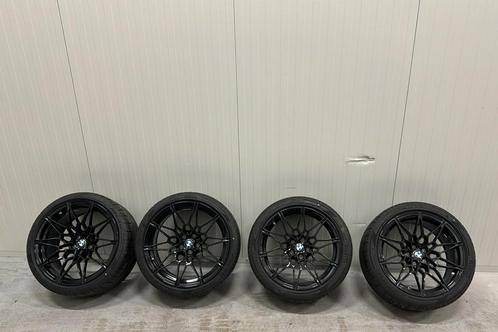 Nieuwe set BMW M3 velgen met pirelli zomer banden 19” & 20”, Auto-onderdelen, Banden en Velgen, Banden en Velgen, Zomerbanden