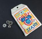 OILILY JEANS Jeansknoop 1995 Olly's Sportswear Zwitserland, Verzamelen, Verzenden, Gebruikt
