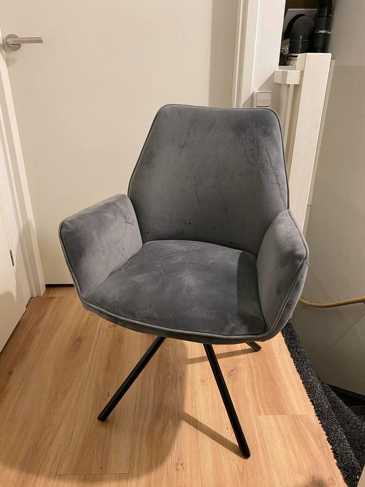 Zachte Velvet Stoel - Bureau/Eetkamer, Huis en Inrichting, Fauteuils, Zo goed als nieuw, Metaal, 50 tot 75 cm, Minder dan 75 cm