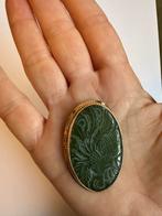 14kt Gouden Broche met Nefriet, 4 tot 7 cm, Ophalen of Verzenden, Zo goed als nieuw, Met edelsteen