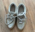 Te Koop: mooie dames sneakers, maat 38 van YAYA, Kleding | Dames, Schoenen, Overige kleuren, Ophalen of Verzenden, Sneakers of Gympen