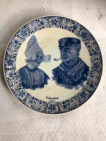 t.k.Delfts Blauw Chemkefa klederdracht Volendam 30cm beschikbaar voor biedingen