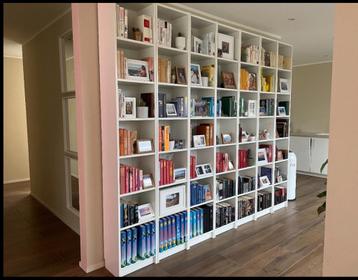 7 witte Billy boekenkasten 40 x 28 x 237 cm was €420 beschikbaar voor biedingen