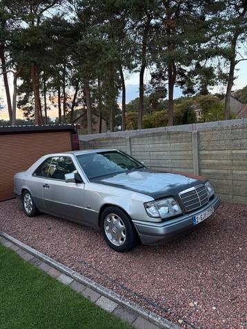 Mercedes w124 e220 coupe onderdelen beschikbaar voor biedingen