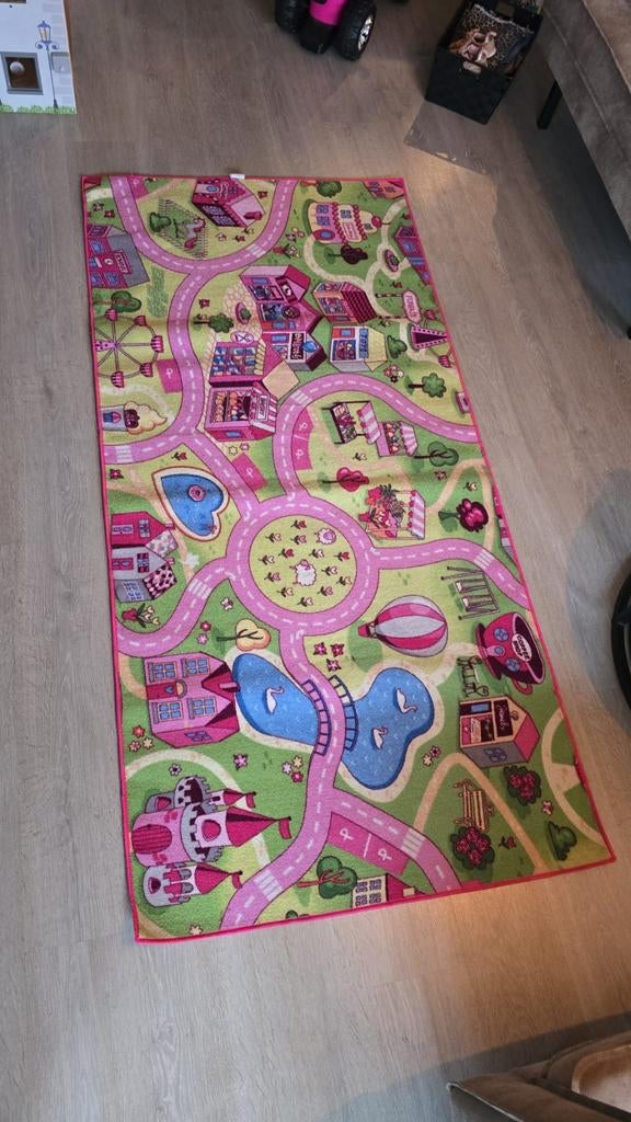 Speelkleed met straten en gebouwen 1 bij 2 meter, Gebruikt, Kindvriendelijk, Groen, 150 tot 200 cm